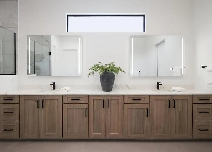 Lenny Luxe-brand New Designer Home-private Pool Scottsdale