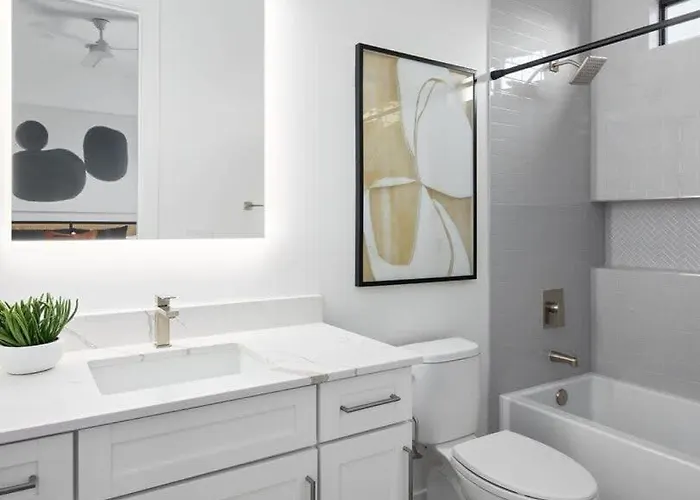 Lenny Luxe-brand New Designer Home-private Pool Holiday home Scottsdale